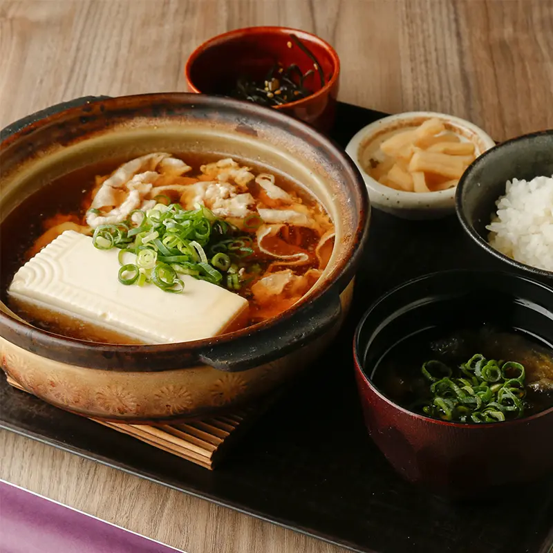 ＜10月限定＞<br>出汁が旨い！でんのしおり特製肉吸い定食<br>1,350円(税込)